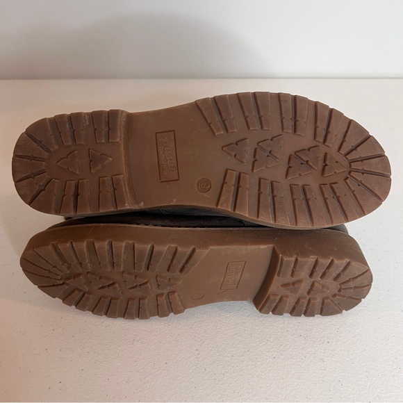 Austin Trading Co. Gray Faux Suede Ankle Boots Lace Up Rubber Sole Women Size 9M - Picture 10 of 13